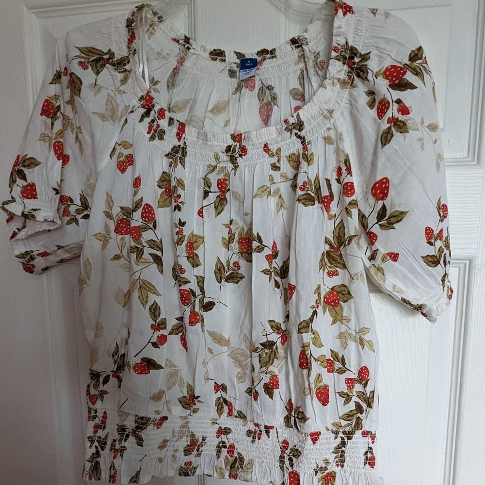 Brand New Old Navy Smocked Top